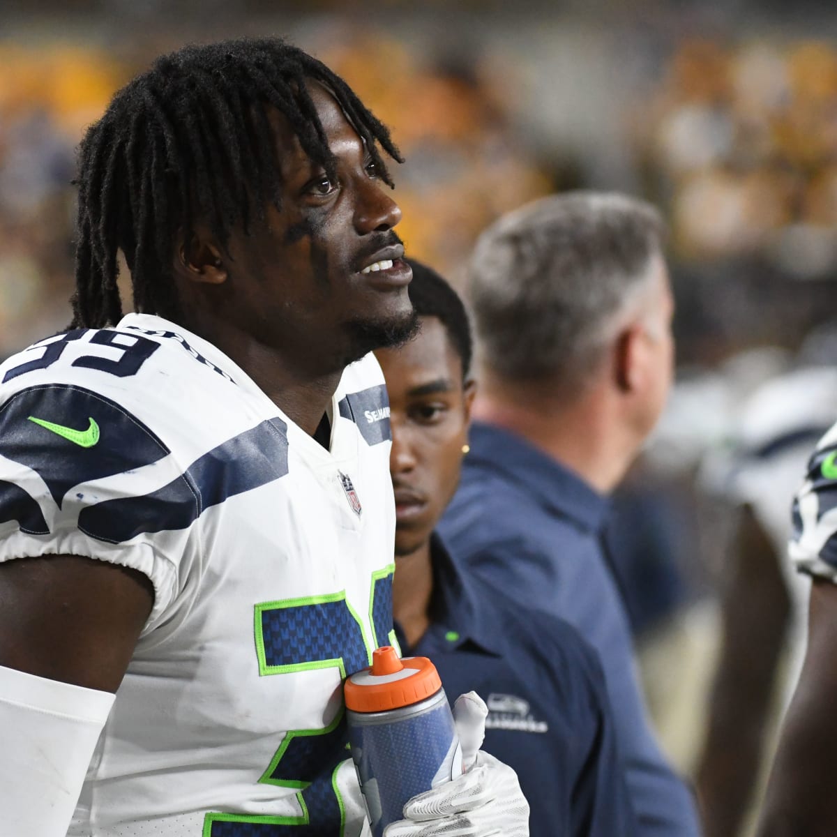 Woolen still learning in rookie season for Seahawks