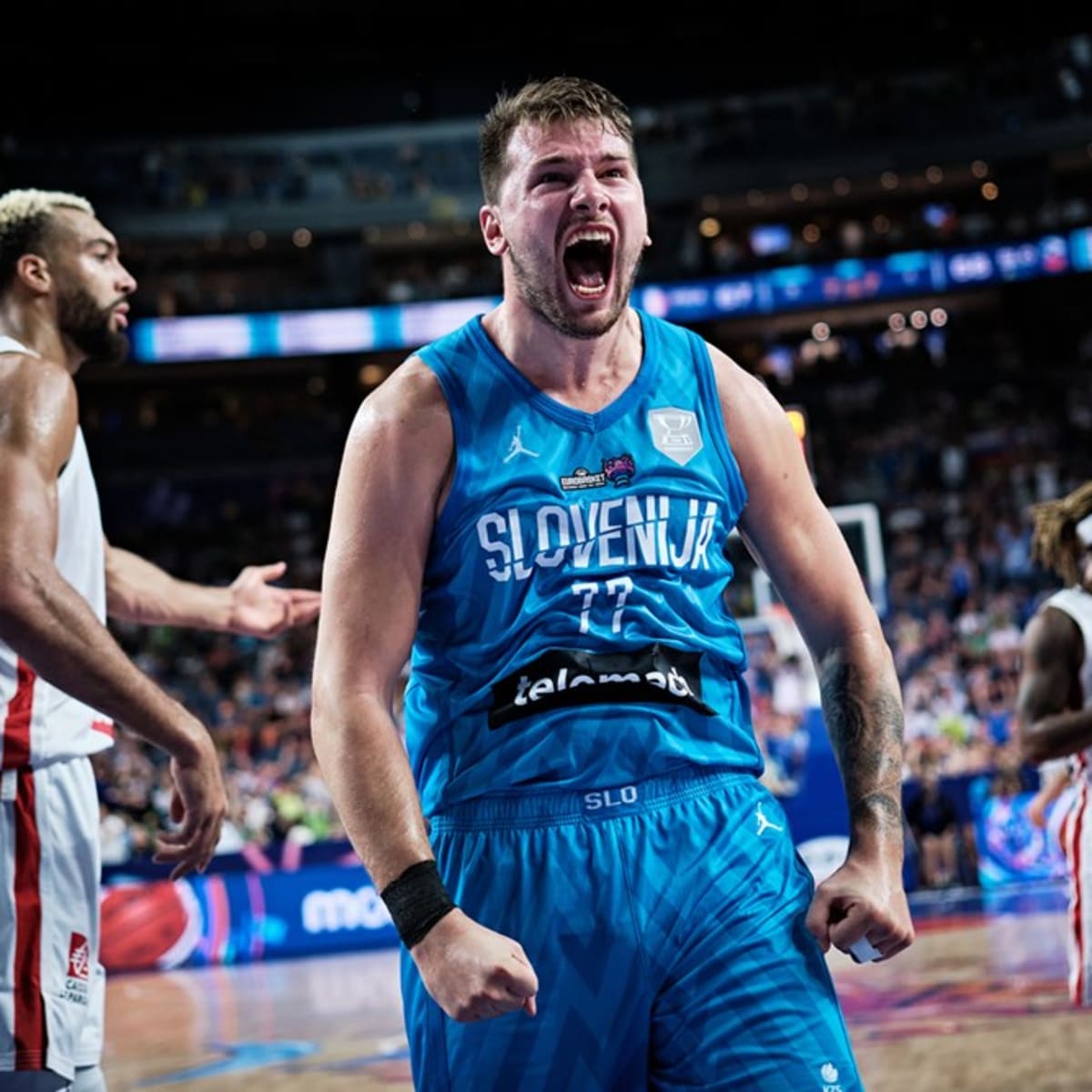 Luka Doncic goes off at EuroBasket 2022, scores 47 points in win over  France: 'He spoils us so much