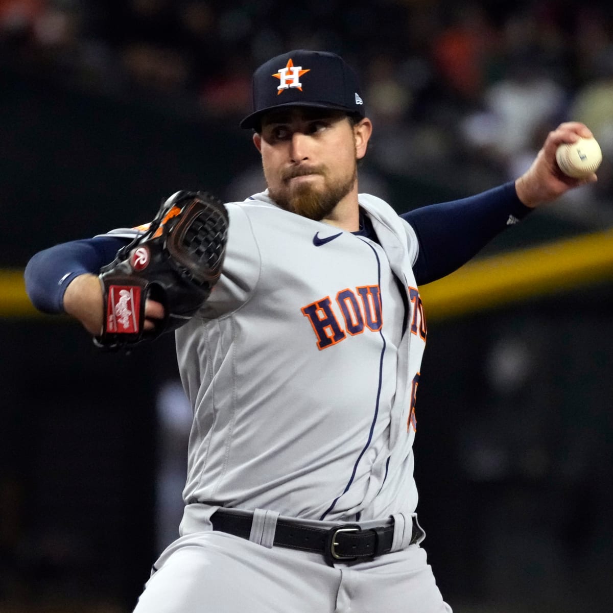 ATL@HOU Gm4: Clemens' three scoreless relief innings 