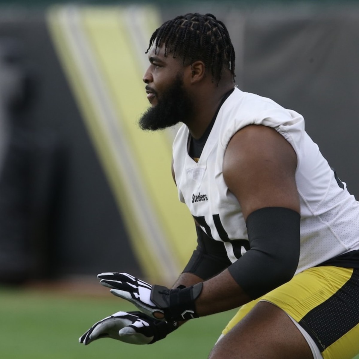 Black and Gold Nation on X: #Steelers offensive line @PFF grades after  three weeks: Chuks Okorafor - 78.8