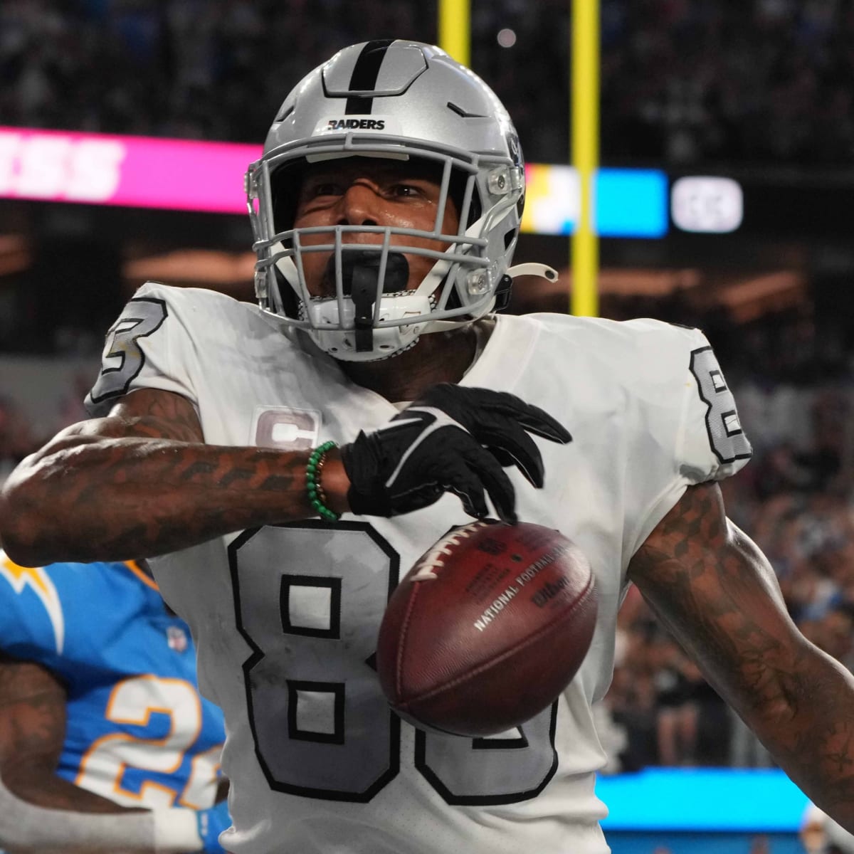 Darren Waller trade: Giants, Raiders grades for blockbuster