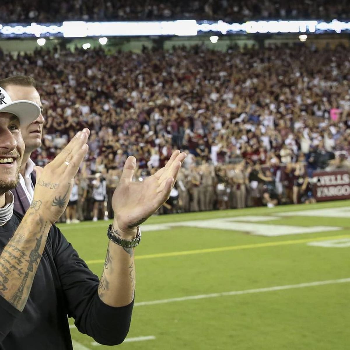 Johnny Manziel Texas A&M Aggies Unsigned Throwing Photograph