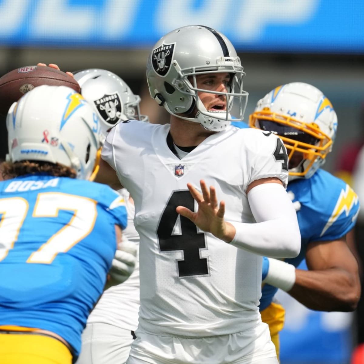 Las Vegas Raiders quarterback Derek Carr on loss to the Los Angeles  Chargers: 'This hopefully wakes us up a little bit'