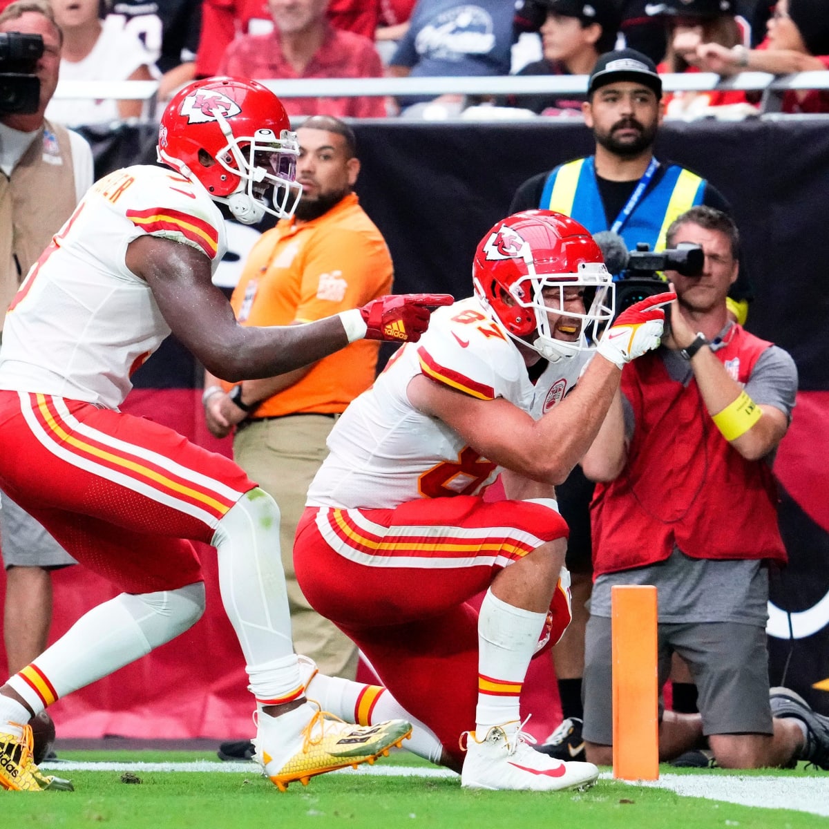 Travis Kelce, Darrick Forrest Lead NFL Teams to Victory in Week