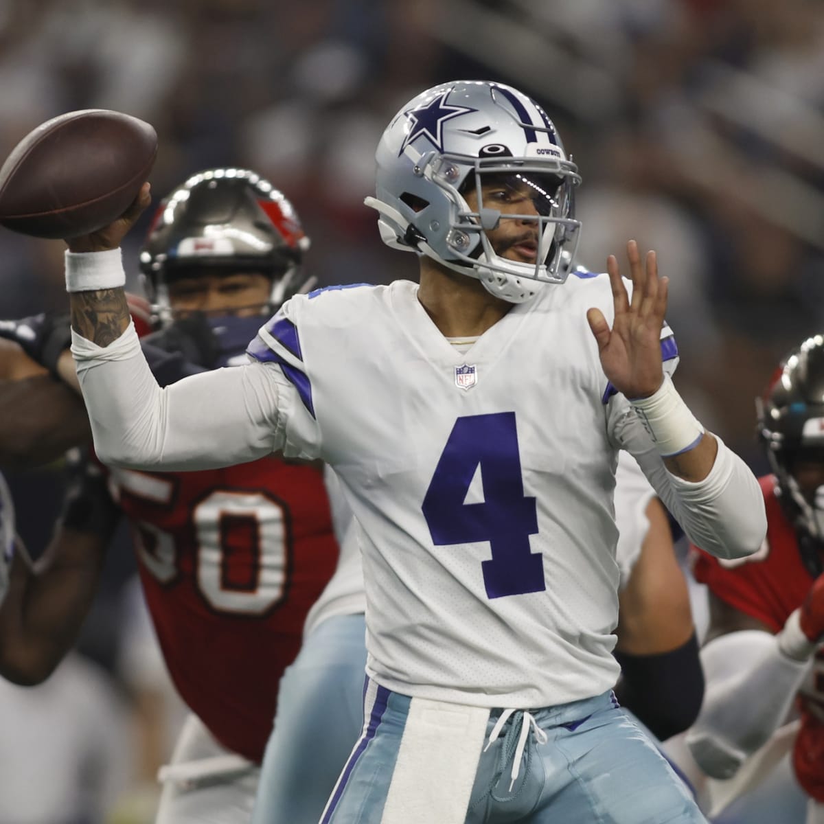 Report: Dak Prescott to wear headset on Cowboys sideline vs Bengals