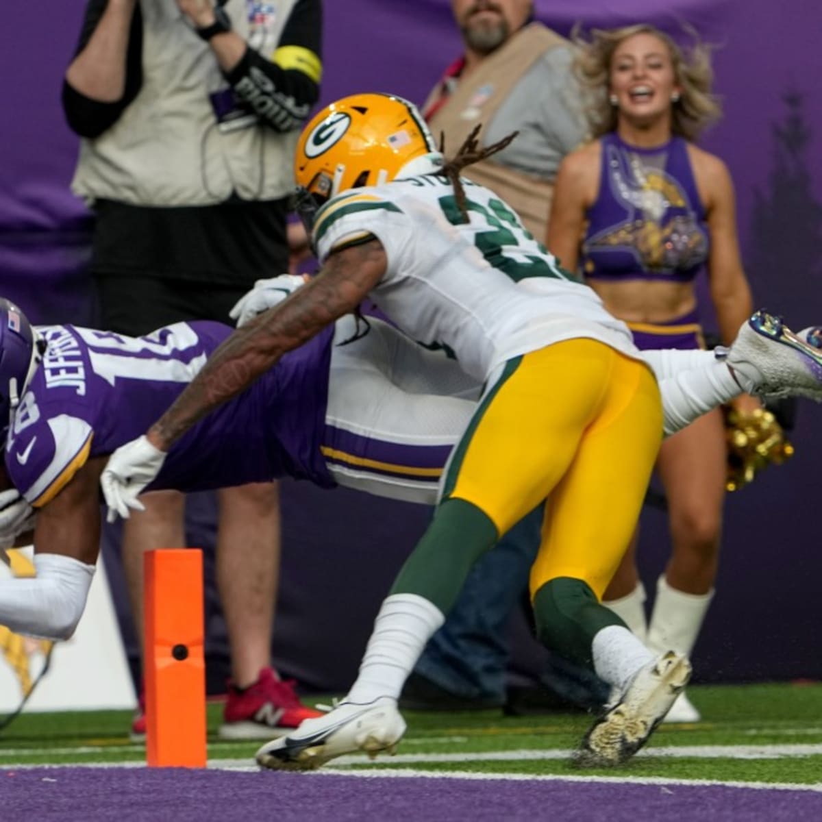 Vikings receiver Justin Jefferson dominates Packers with career