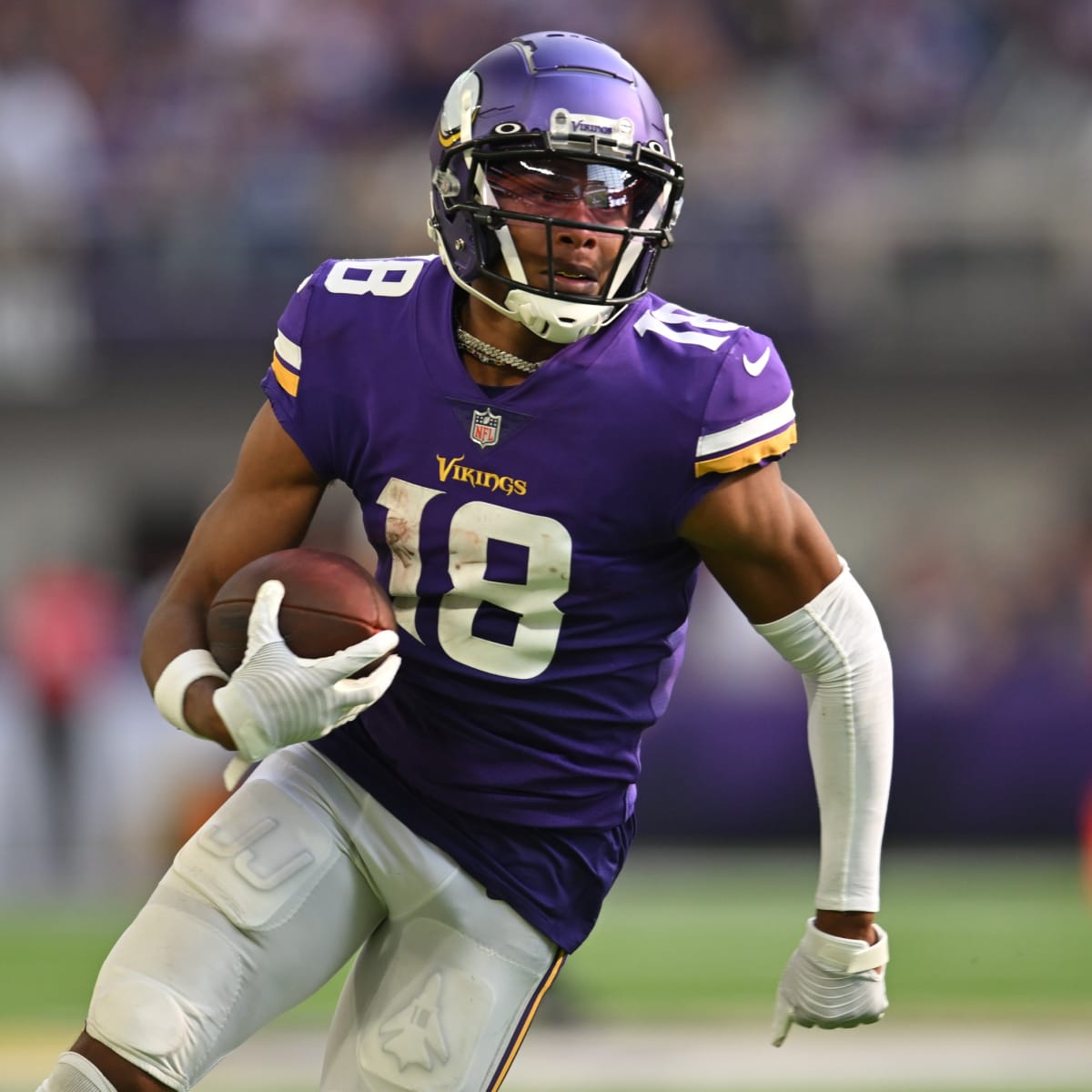 In-motion Jefferson keeps Vikings moving in new offense