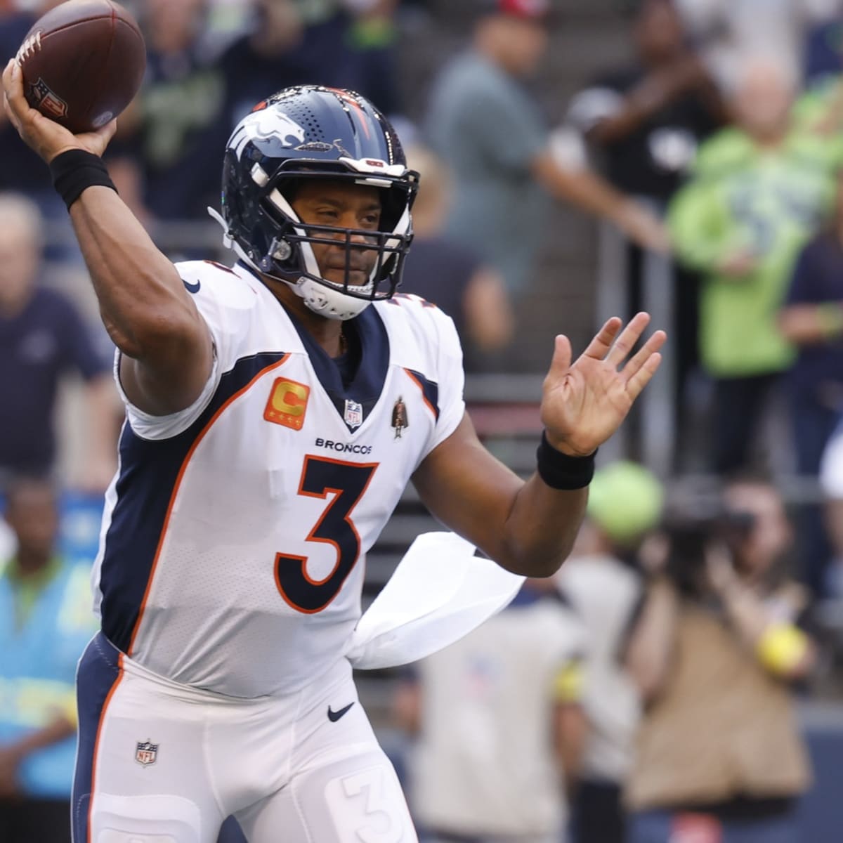 Russell Wilson loses key target in first half of Week 1 - Denver