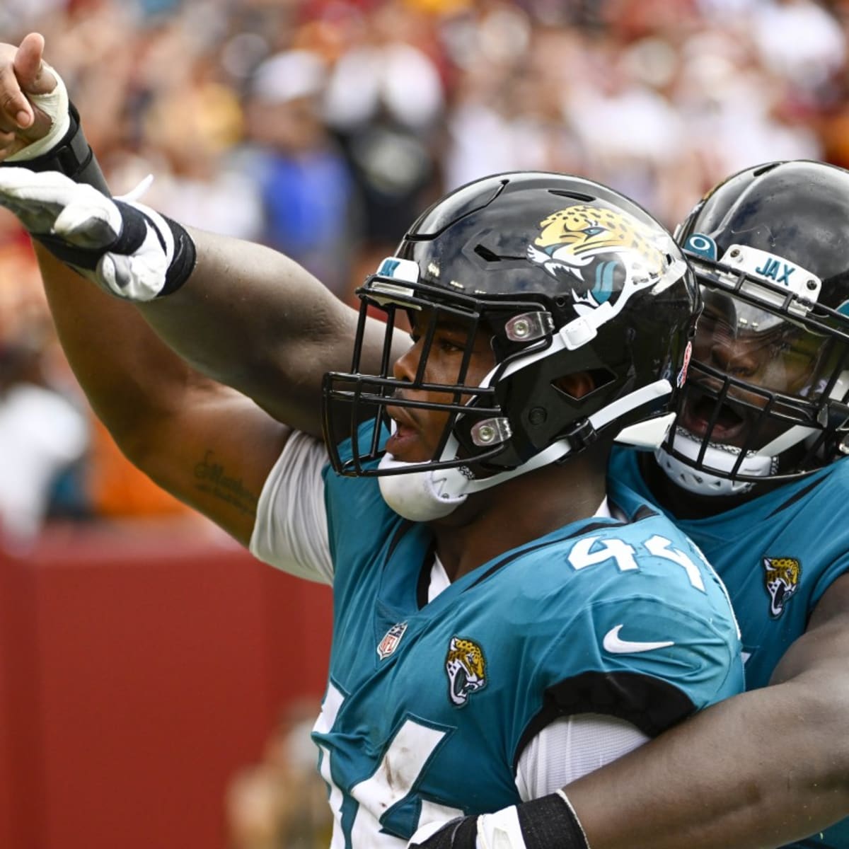 How Travon Walker and Devin Lloyd Can Turn the Jacksonville Jaguars'  Defense Into a Force