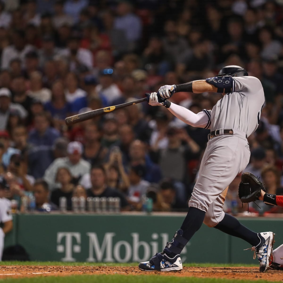 Aaron Judge is RED HOT! Hits his 2nd home run of the season with a LASER to  left!! 