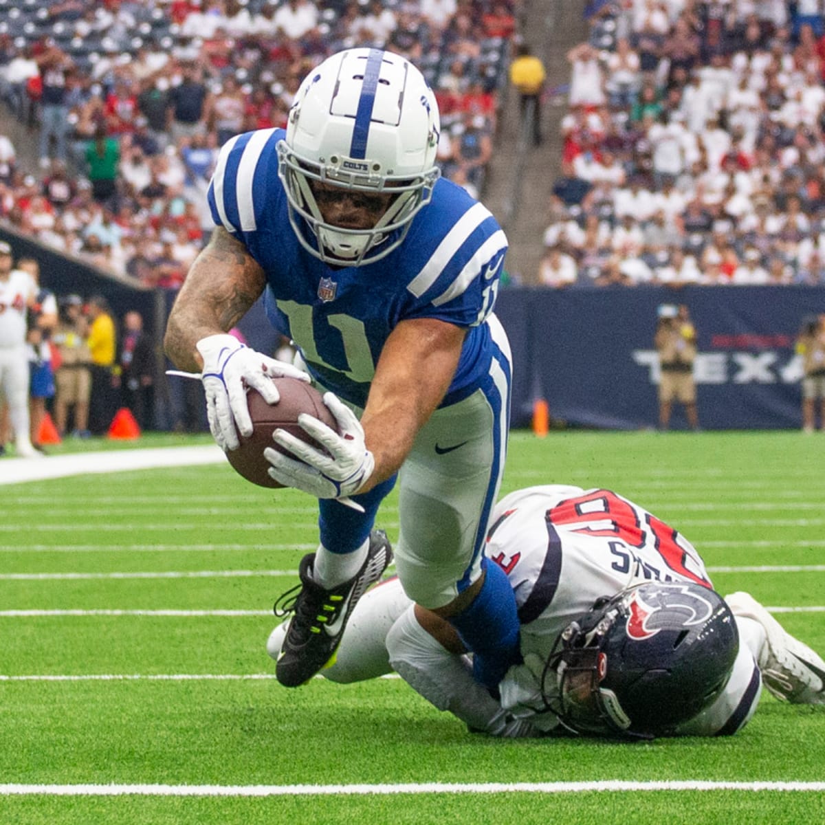 Texans blow 17 point lead, settle for tie in season opener against Colts