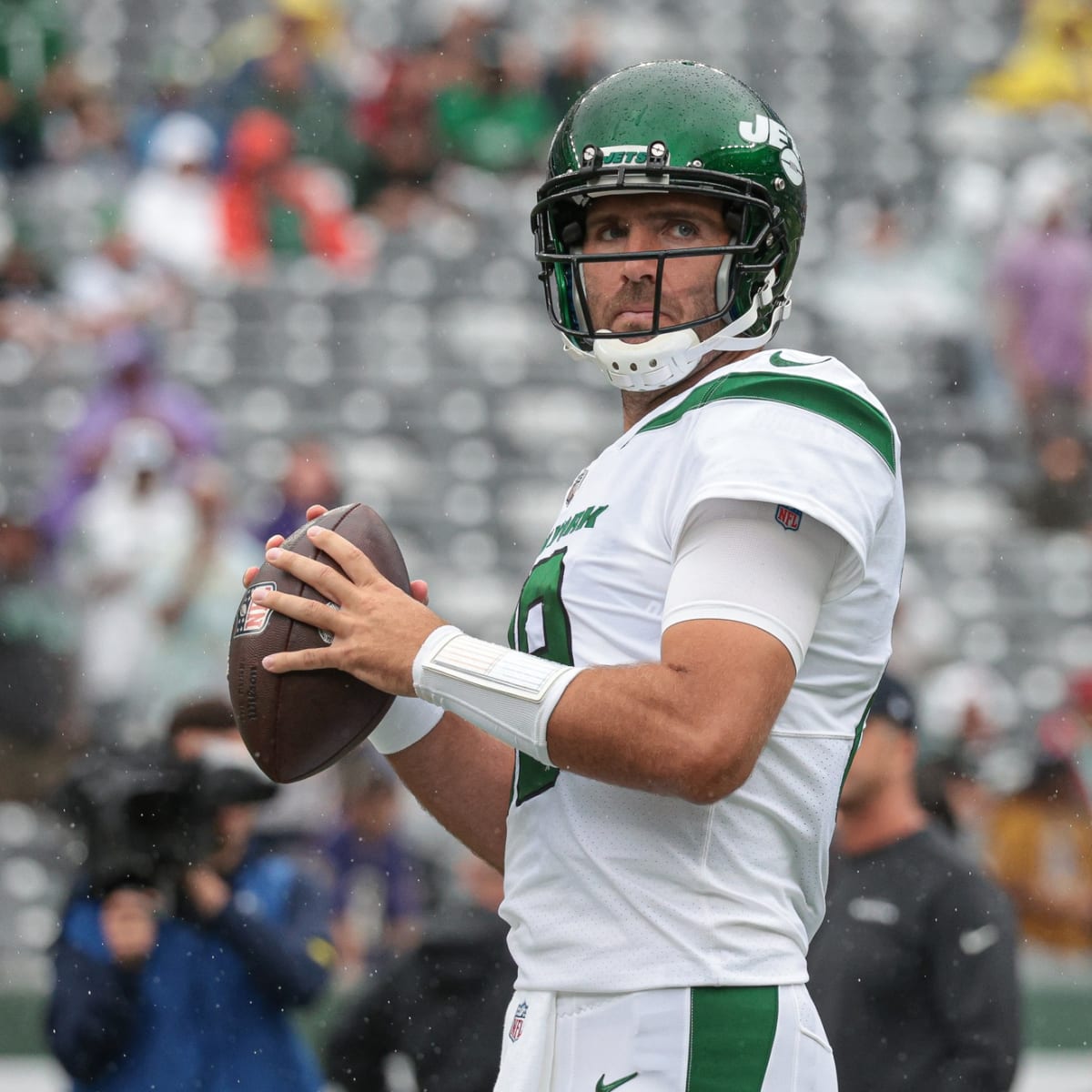 Jets promote Mike White, demote Joe Flacco in quarterback twist