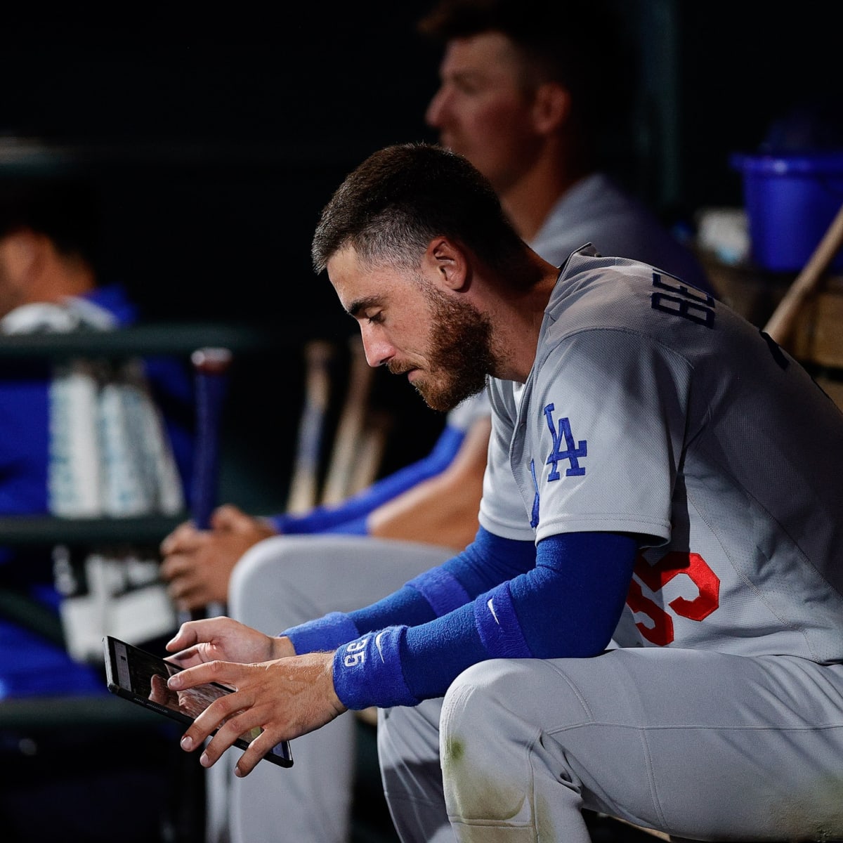 Dodgers: Cody Bellinger Was Hilariously Confused About His Dress