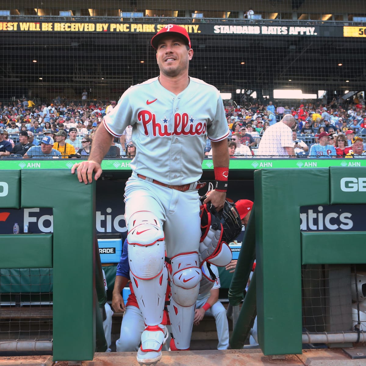 Phillies catcher J.T. Realmuto on track to start Opening Day