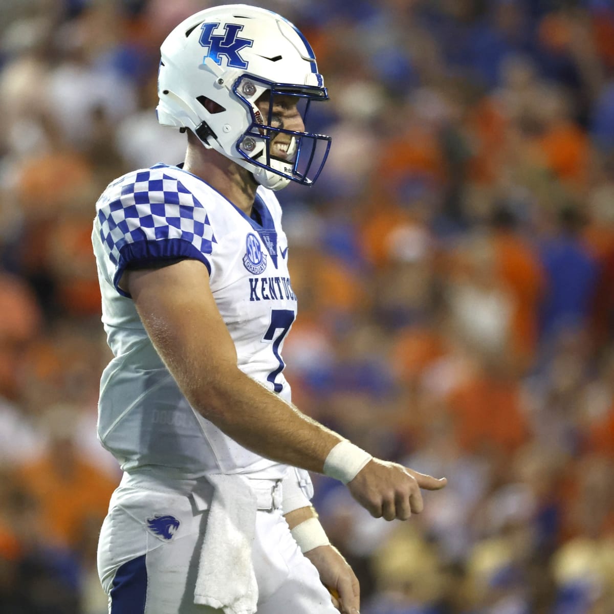 Look: Anthracite Uniforms Making Season Debut For Kentucky - Sports  Illustrated Kentucky Wildcats News, Analysis and More