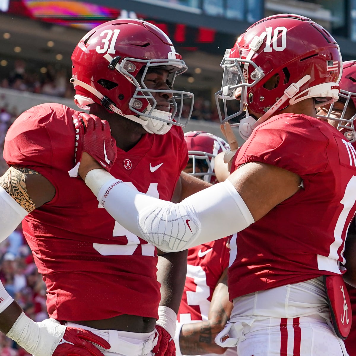 Andre Carter named to Rotary Lombardi Award Watch List