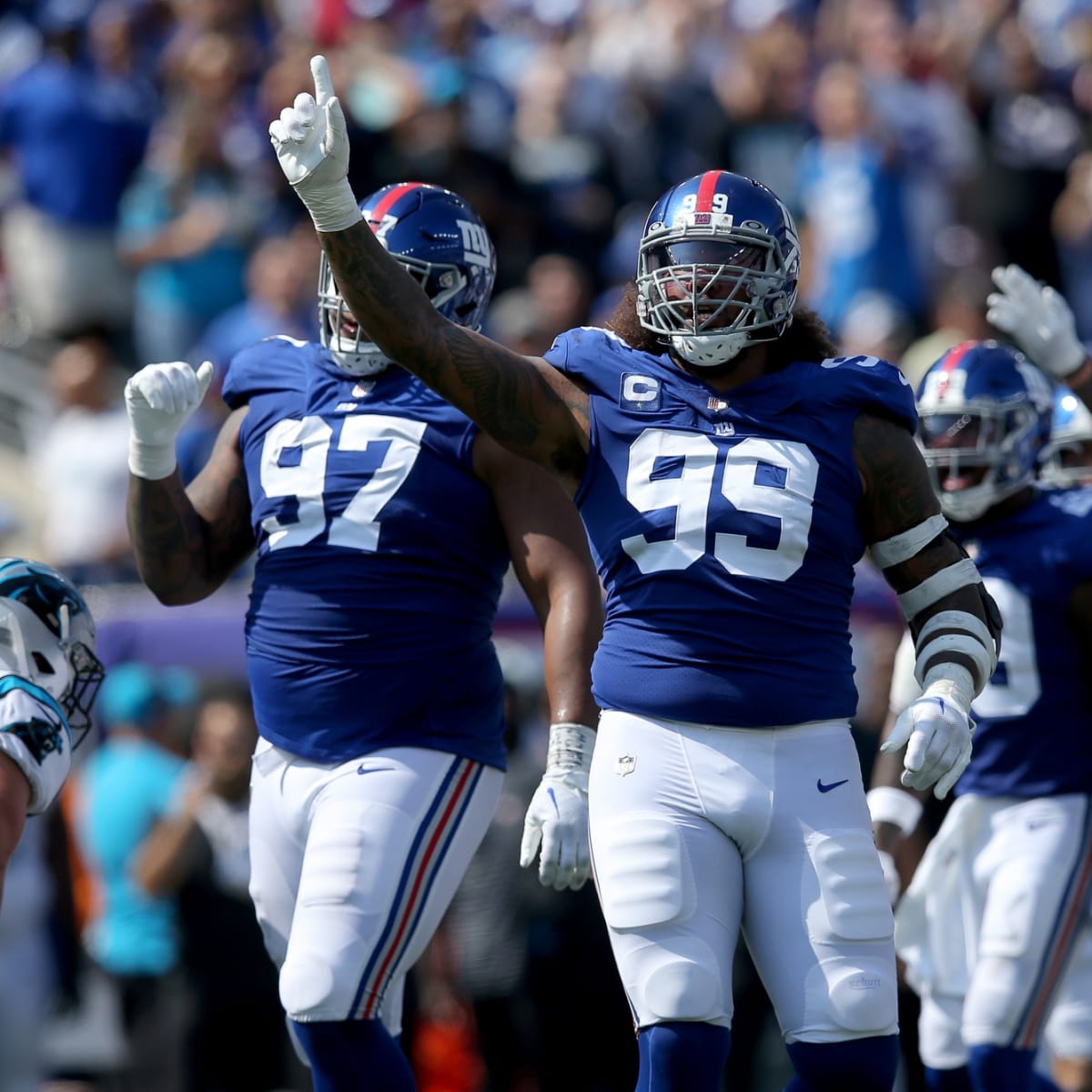 LANDOVER, MD - DECEMBER 18: New York Giants defensive back Cor'Dale Flott  (28) peeks into the backfield during the New York Giants game versus the  Washington Commanders on December 18, 2022, at