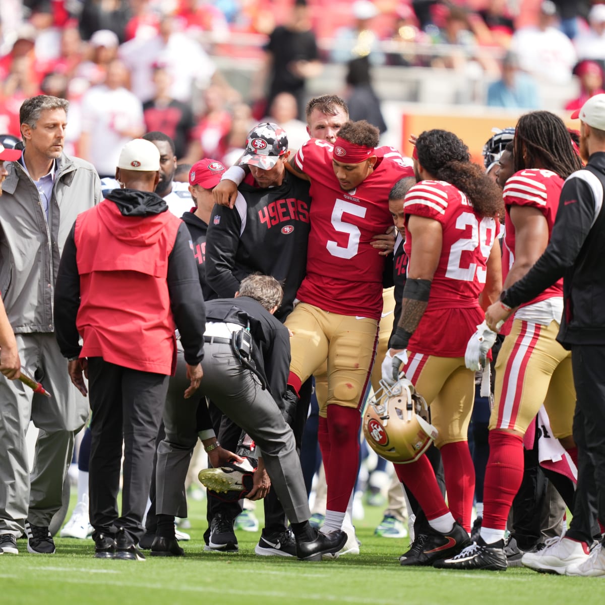 49ers QB Trey Lance carted off field with ankle injury