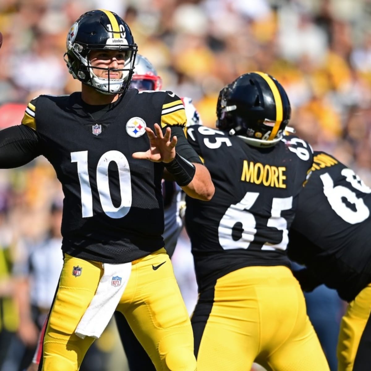 Trubisky makes case for QB job as Steelers top Lions 19-9 – KGET 17