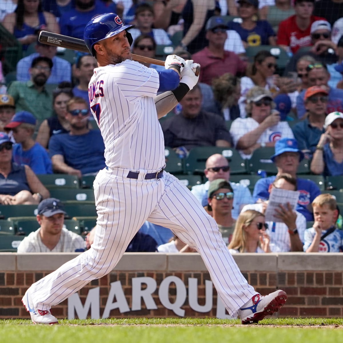 Chicago Cubs center fielder Michael Hermosillo (32) in the first