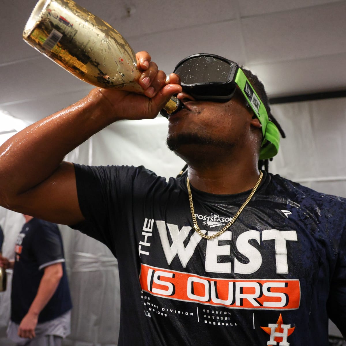 Astros clinch AL West for 5th time in 6 years, beat Rays 4-0