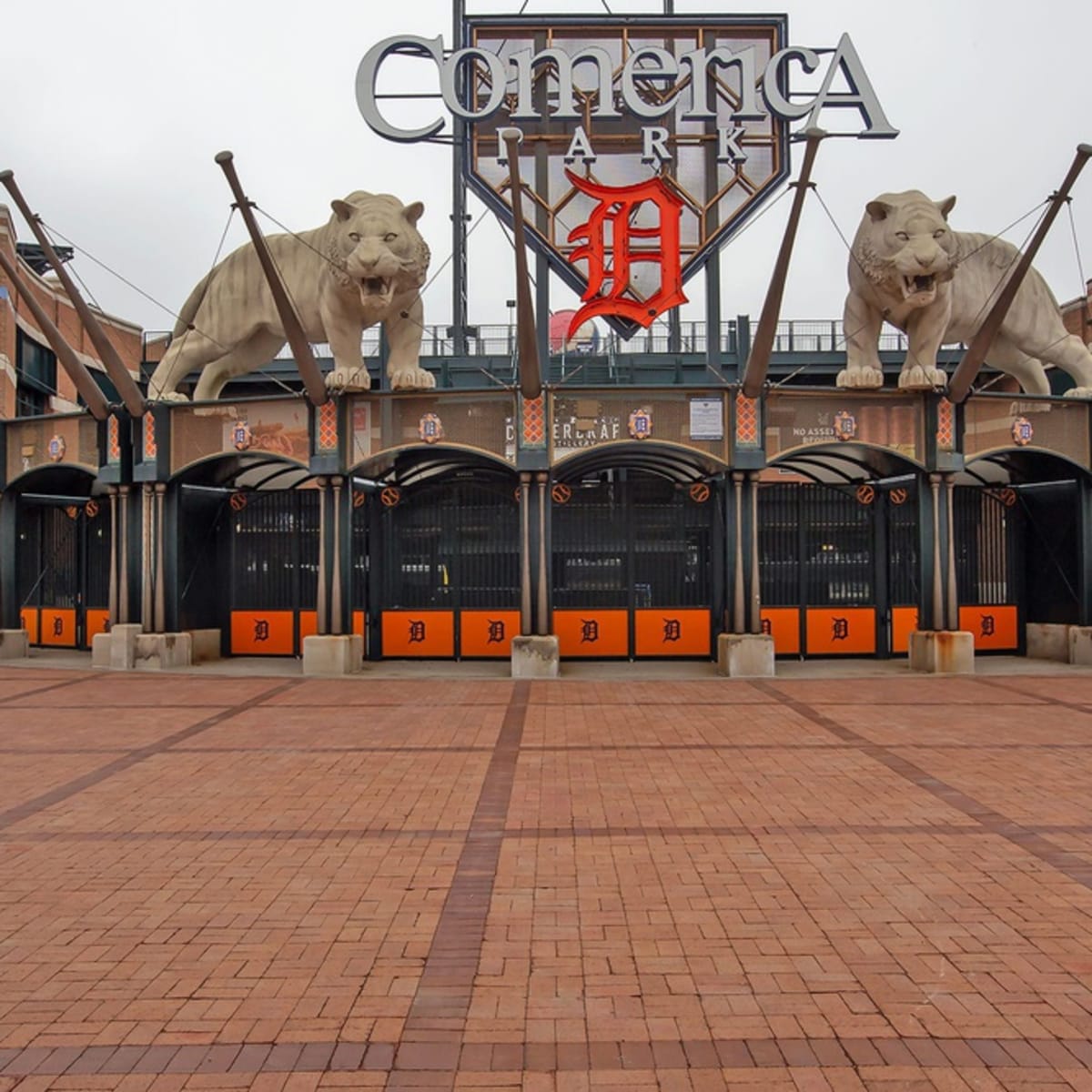 Detroit Tigers Comerica Park Front Gate Tiger Photograph by David