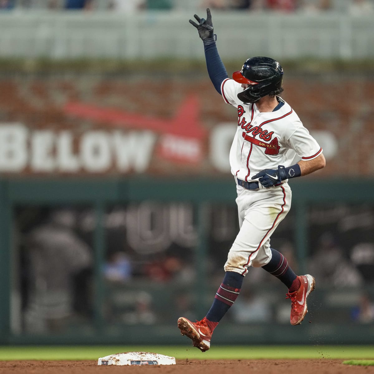 Braves clinch first playoff spot returning to the MLB postseason for the  6th time in a row