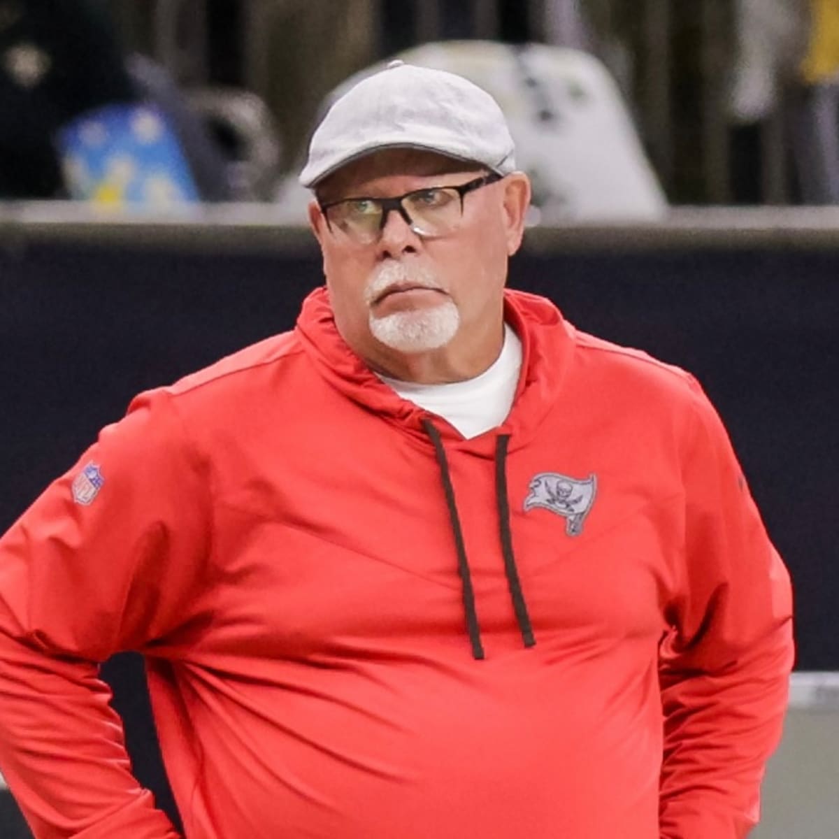 Bruce Arians calls out poor throws from Tom Brady in Bucs' blowout loss to  Saints