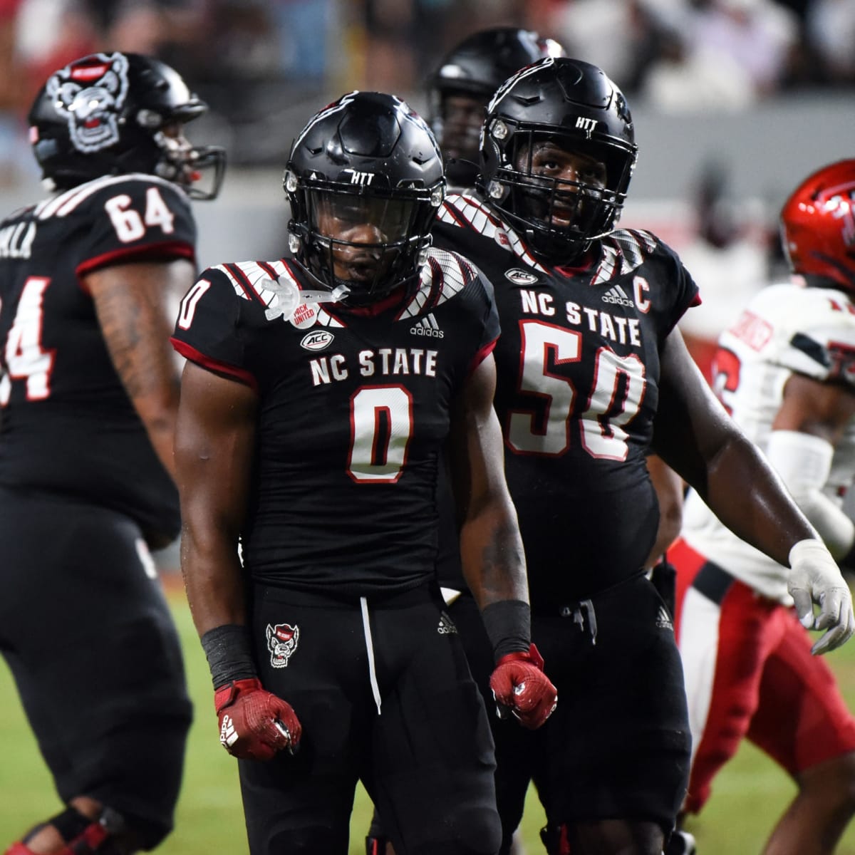 Louisville Football Rockets Up AP Top 25 Poll - Sports Illustrated Louisville  Cardinals News, Analysis and More