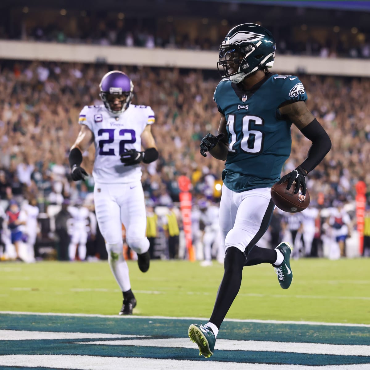 Vikings take 7-3 lead on Eagles in error-filled game - NBC Sports