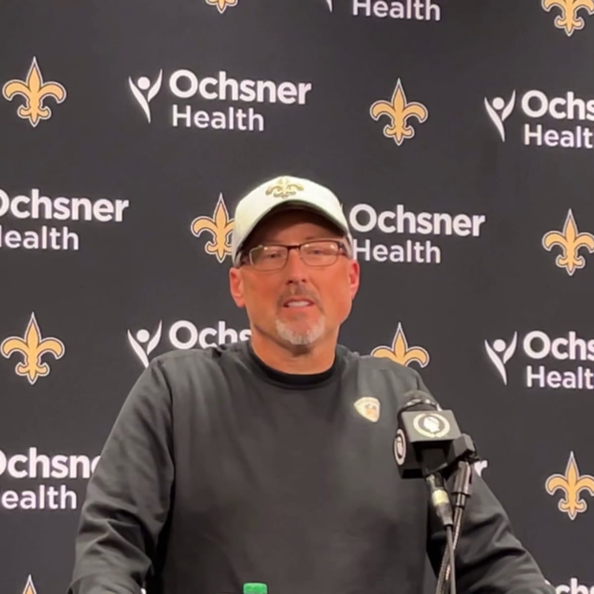 Saints fans take aim at OC Pete Carmichael after blowout loss to Buccaneers