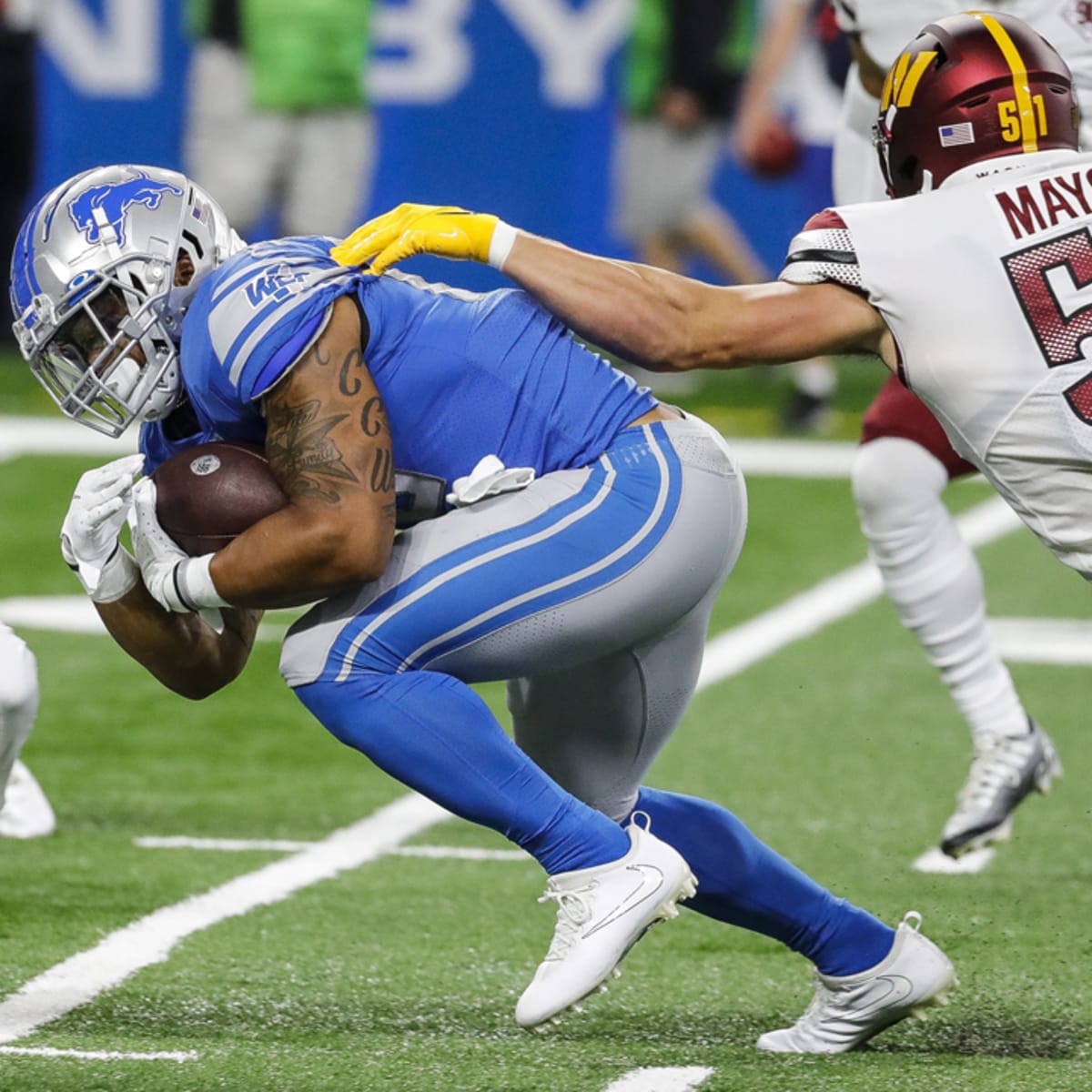 Detroit Lions running back Craig Reynolds (46) rushes against the  Washington Commanders during an NFL football game, Sunday, Sept. 18, 2022,  in Detroit. (AP Photo/Rick Osentoski Stock Photo - Alamy