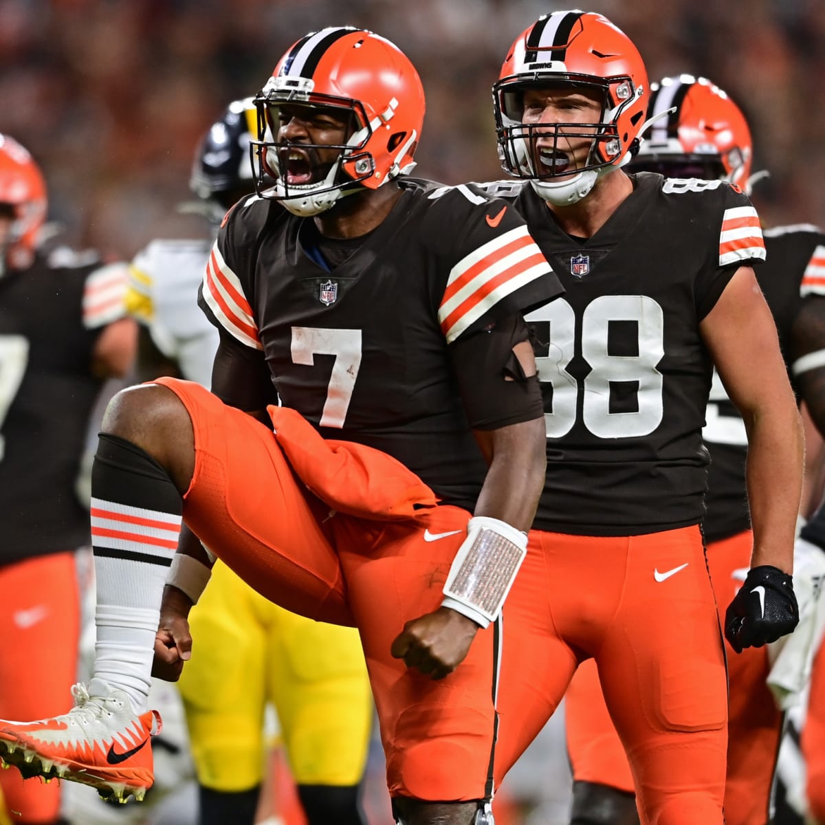 Cleveland Browns: The one defensive starter that needs replaced