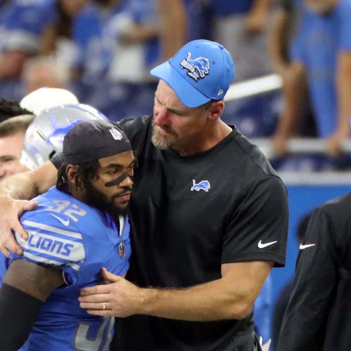 D'Andre Swift looking yoked up in Lions OTAs