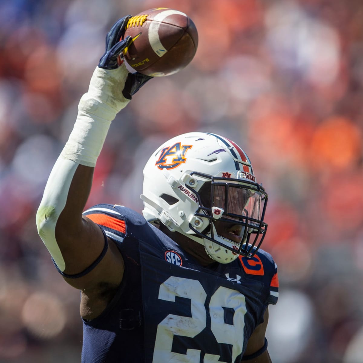 2023 NFL Draft: LB Derick Hall, Auburn, Pick No. 37