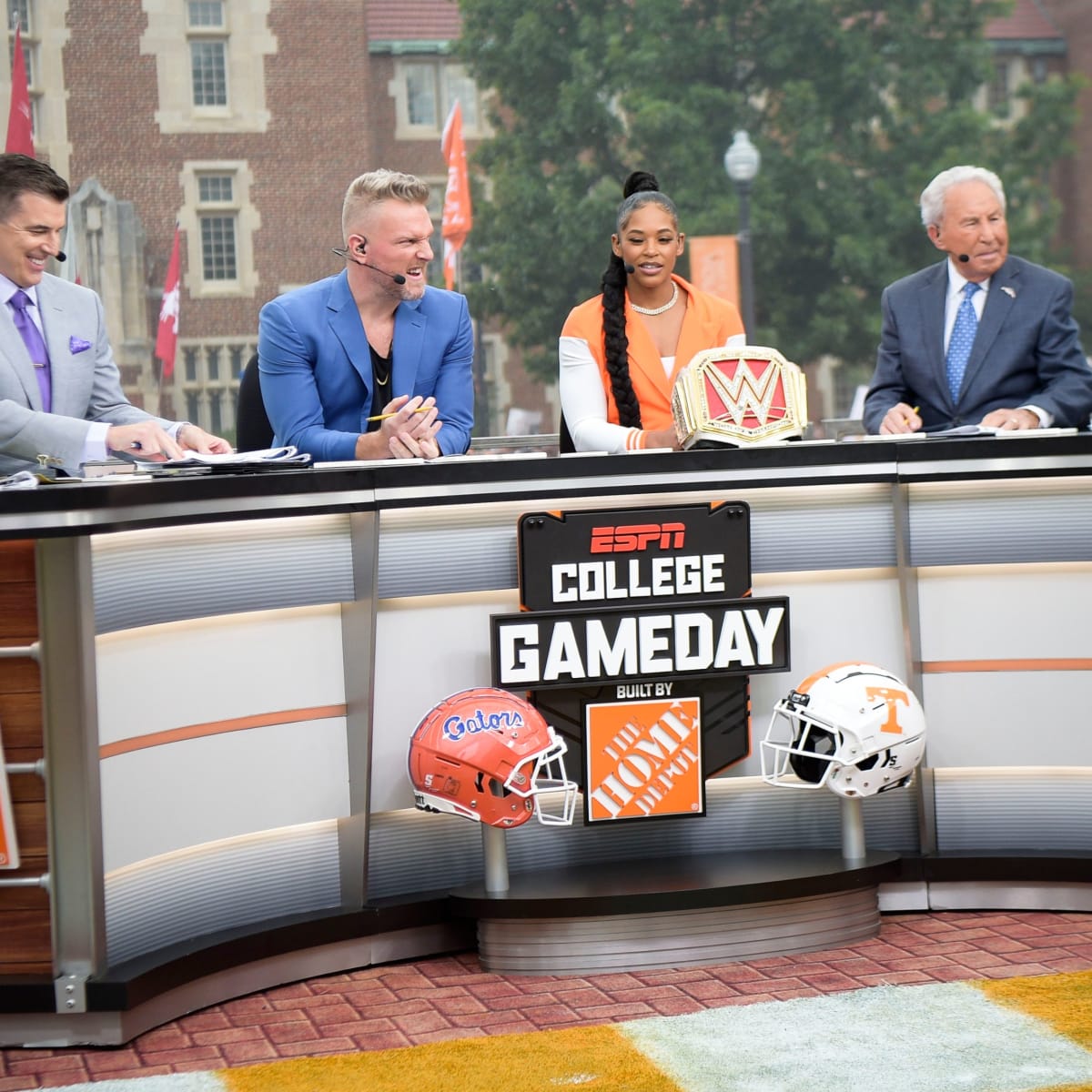 College GameDay crew makes their picks for Clemson at Syracuse - Sports  Illustrated Clemson Tigers News, Analysis and More