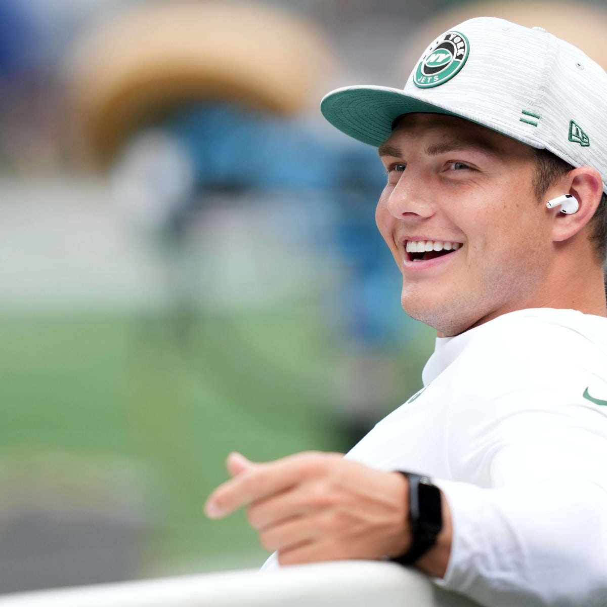 Jets QB Zach Wilson has snarky exchange with reporter when asked about last  Patriots loss 