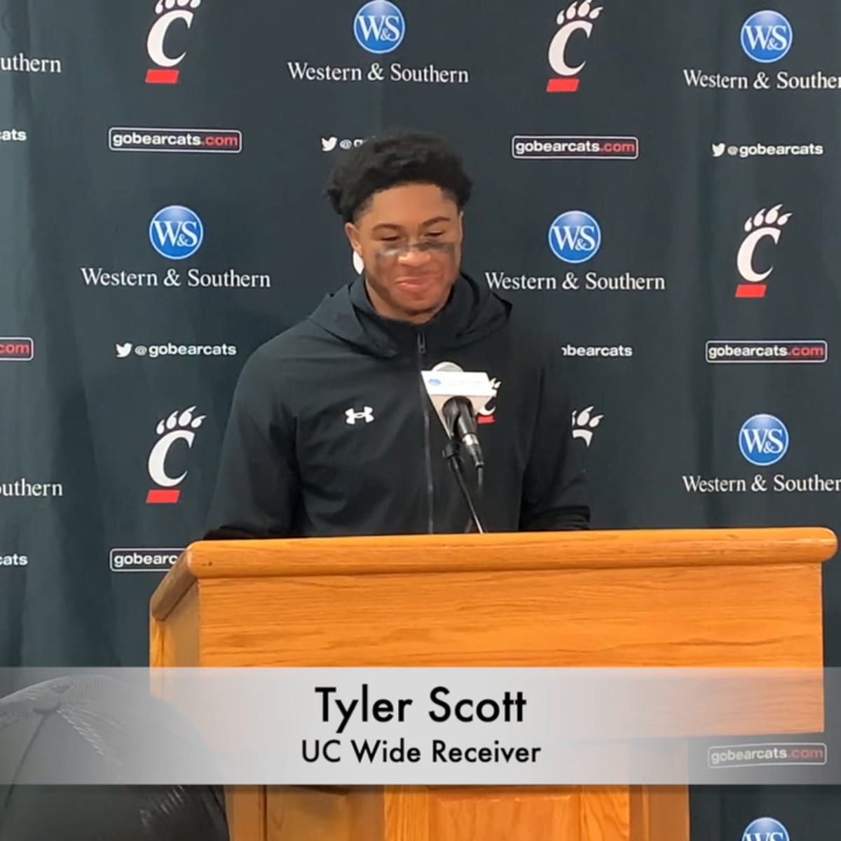 Watch: Colts Sideline Reacts to Alec Pierce's Game-Winner - All Bearcats