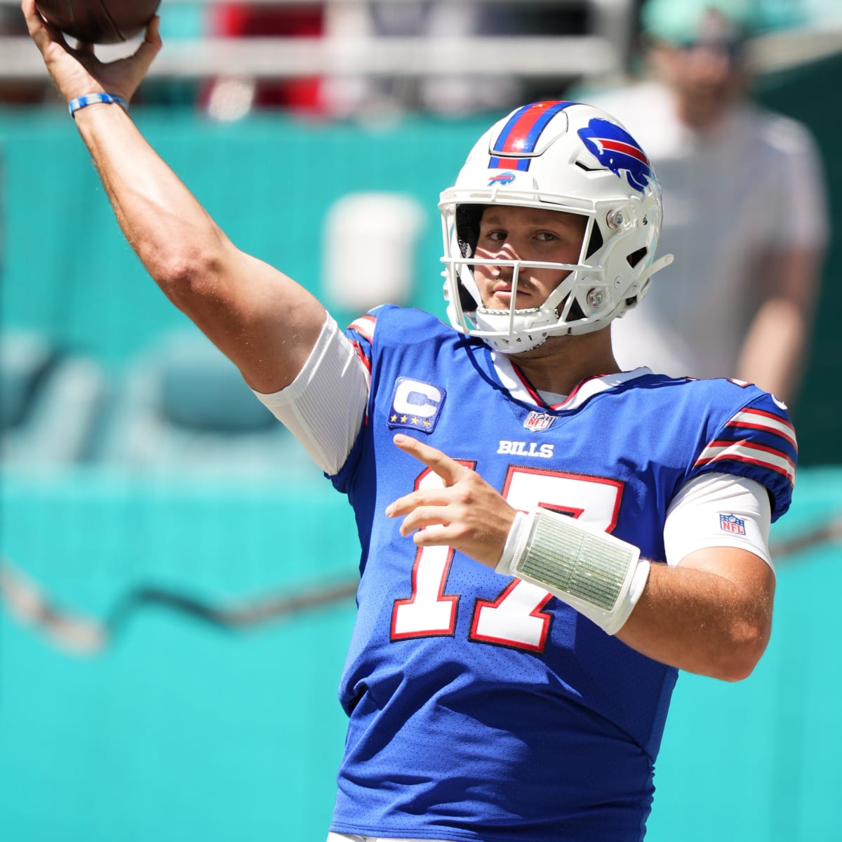 NFL Week 4 Picks From the MMQB Staff: Dolphins Visit Bills in AFC East  Showdown - Sports Illustrated