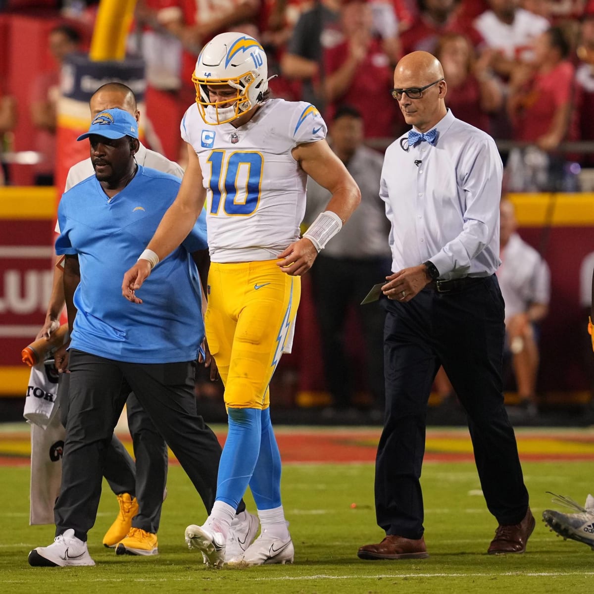 Justin Herbert injury updates: Chargers QB ACTIVE, set to start vs