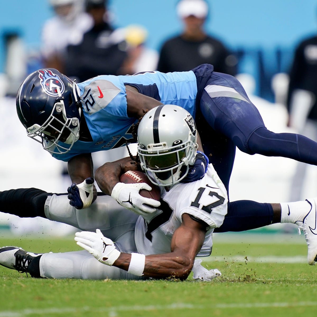 Davante Adams player props odds, tips and betting trends for Week 3, Raiders vs. Titans