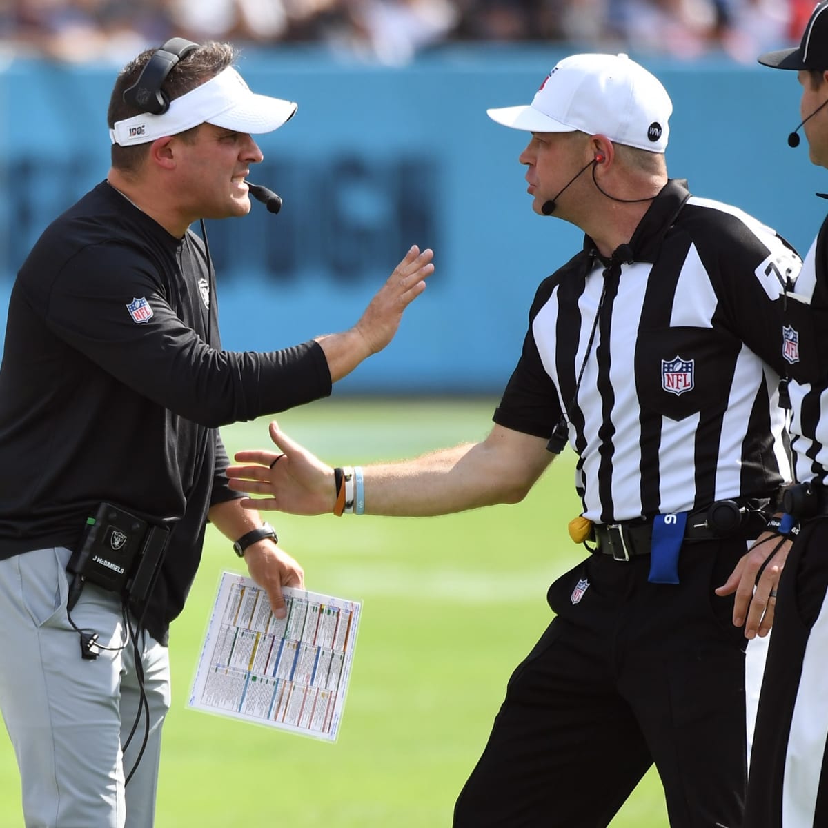 Las Vegas Raiders fall to 0-3 in 24-22 loss to Tennessee Titans - Sports  Illustrated Las Vegas Raiders News, Analysis and More