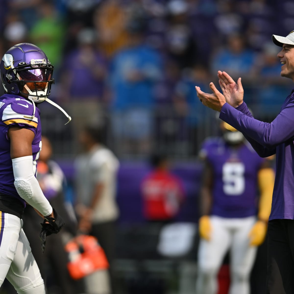 5 things that stood out in the Vikings' gut-wrenching loss to Chargers -  Sports Illustrated Minnesota Sports, News, Analysis, and More