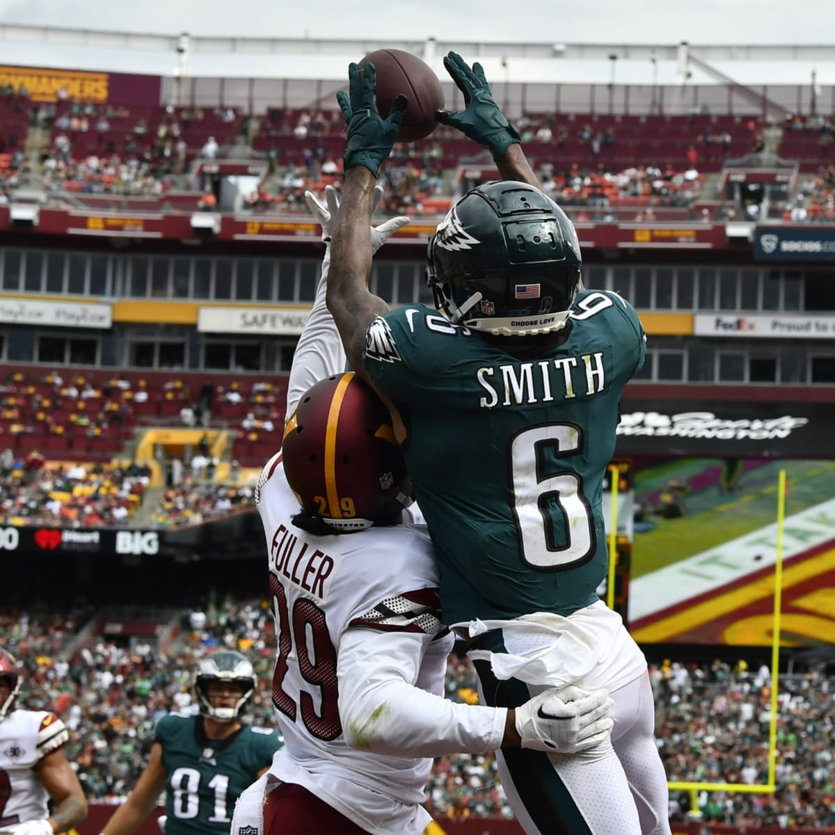 DeVonta Smith wants Eagles to make a permanent switch to Kelly
