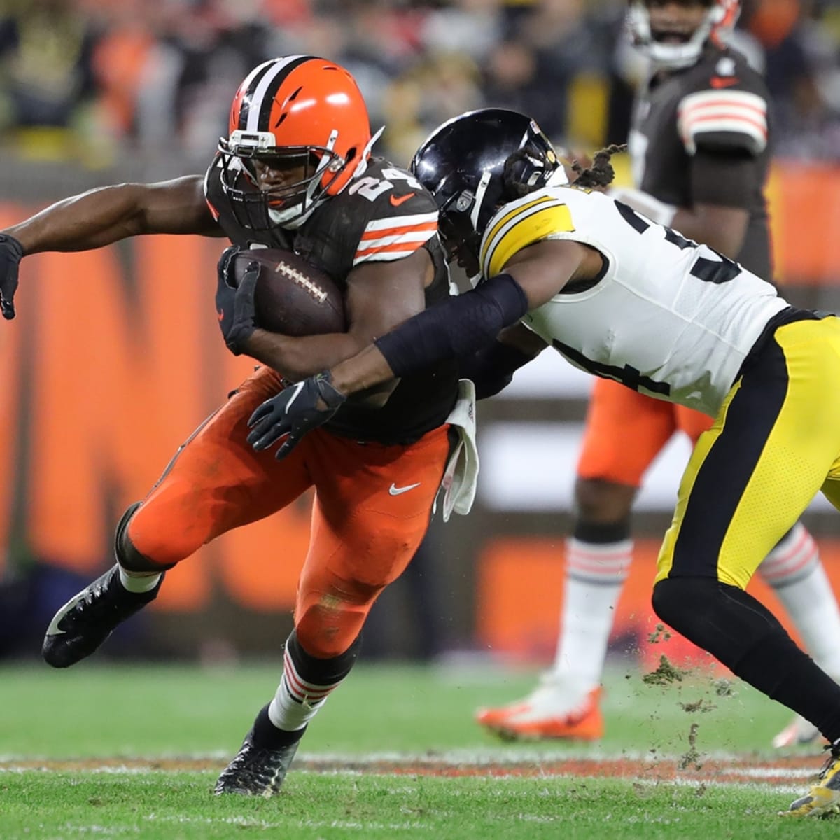 Cleveland Browns - For the second-straight week, Nick Chubb is up for the  FedEx Ground Player of the Week! VOTE »