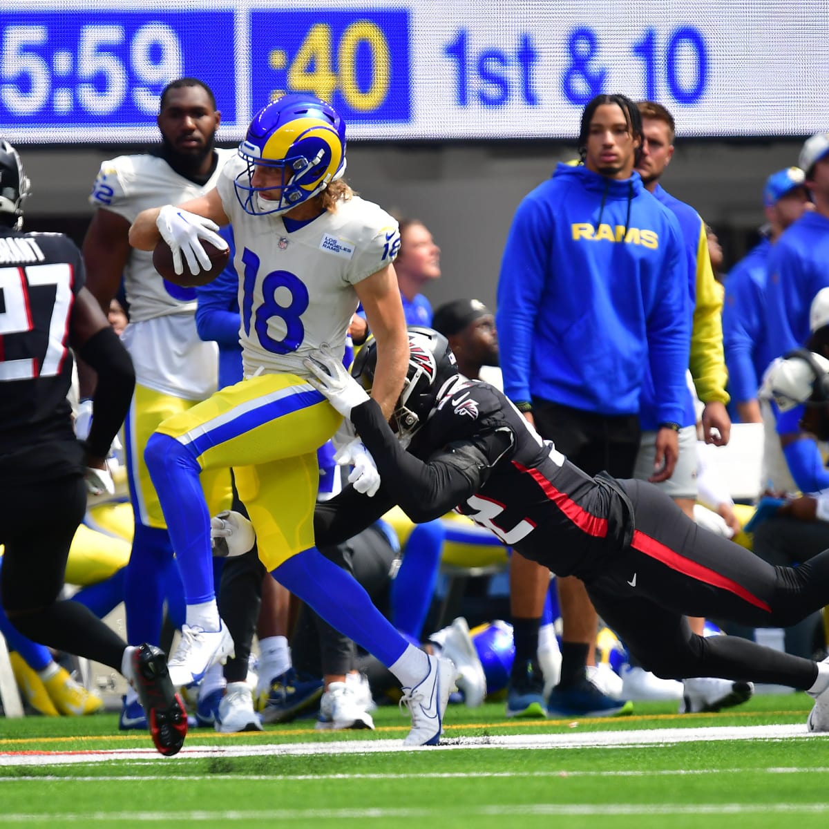 WATCH: Puka Nacua Makes Insane Catch for Los Angeles Rams vs. Pittsburgh  Steelers - Tracker - Sports Illustrated LA Rams News, Analysis and More
