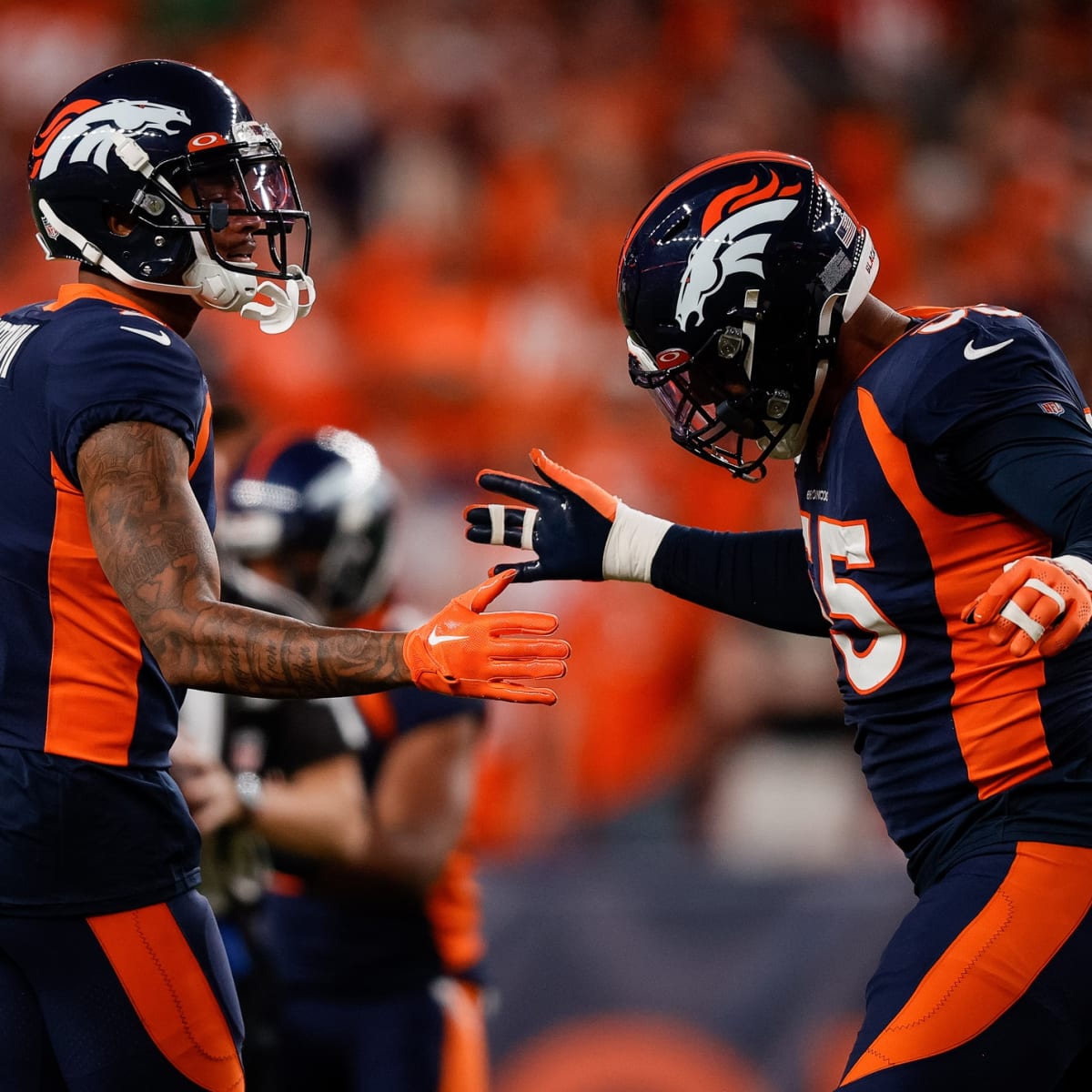 Russell Wilson Credits Denver Broncos Offensive Line After Preseason Game 2  vs. San Francisco 49ers - Sports Illustrated Mile High Huddle: Denver  Broncos News, Analysis and More