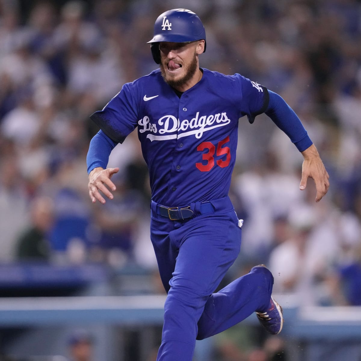 Dodgers: Cody Bellinger Dropped to 8th in Lineup, Roberts Talks