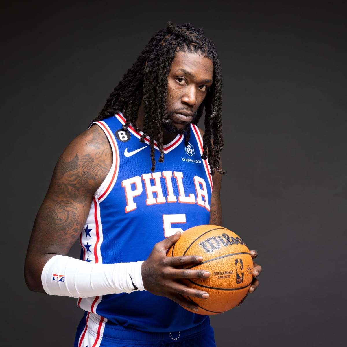 Montrezl Harrell chooses to wear No. 5 for Sixers after signing
