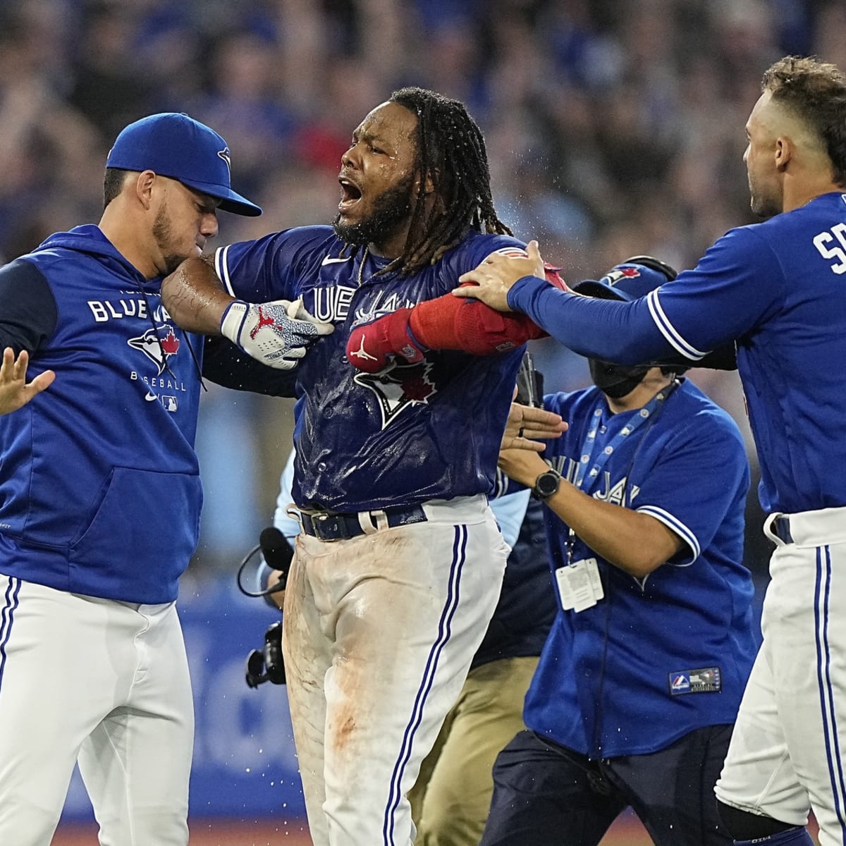 Vladimir Guerrero Jr. Says Blue Jays Have Not Offered Him a Long-Term  Contract - Sports Illustrated Toronto Blue Jays News, Analysis and More